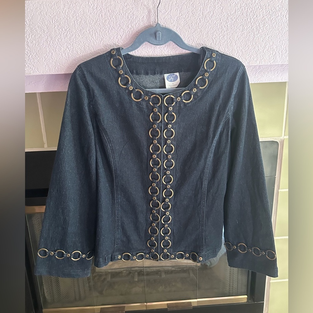 ⭐️⭐️DG2 by Diane Gilman (Medium) Embellished Jean Jacket⭐️⭐️